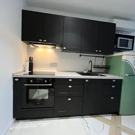 Apartment Central With Private Indoor Parking * Liubliana