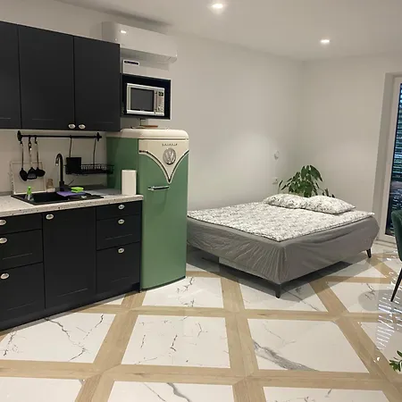 Apartamento Apartment Central With Private Indoor Parking *