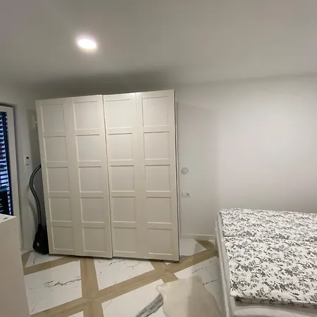 Apartamento Apartment Central With Private Indoor Parking